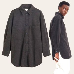 H&M - Thick Oversized Cotton Shirt Jacket in a Dark Charcoal
